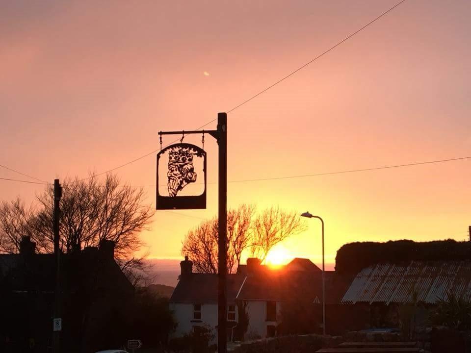King'S Head Inn Llangennith Eksteriør billede